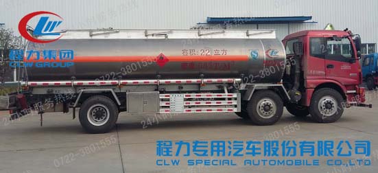 程力威牌CLW5251GYYLB4型铝合金运油车