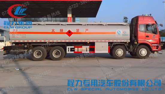 程力威牌CLW5311GYYB4型运油车